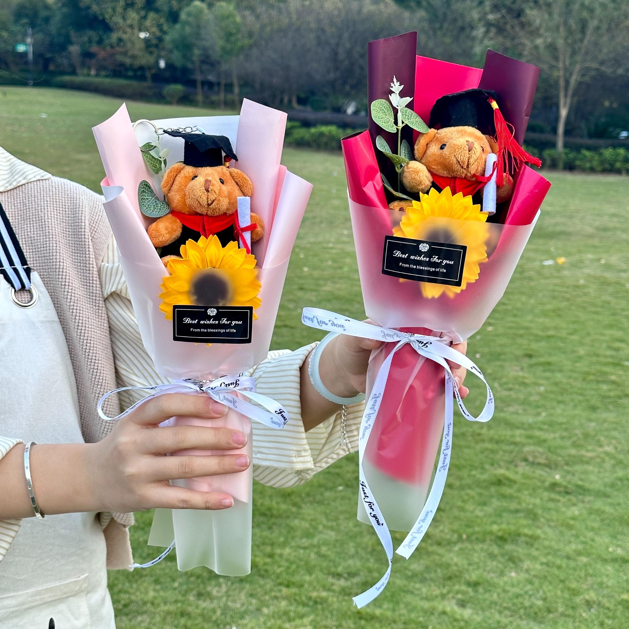 Doctor Bear Sunflower Doll Bouquet, Graduation Gift for Classmates, Teacher Appreciation Day Present, Creative Plush Flower Bundle