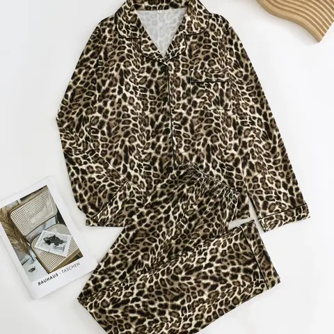 【Black Friday】Women’s Leopard-Print Two-Piece Pajama Set, Button-Front Lapel-Collar Shirt with Chest Pocket and Elastic-Waist Pants, Sleepwear for Spring and Fall
