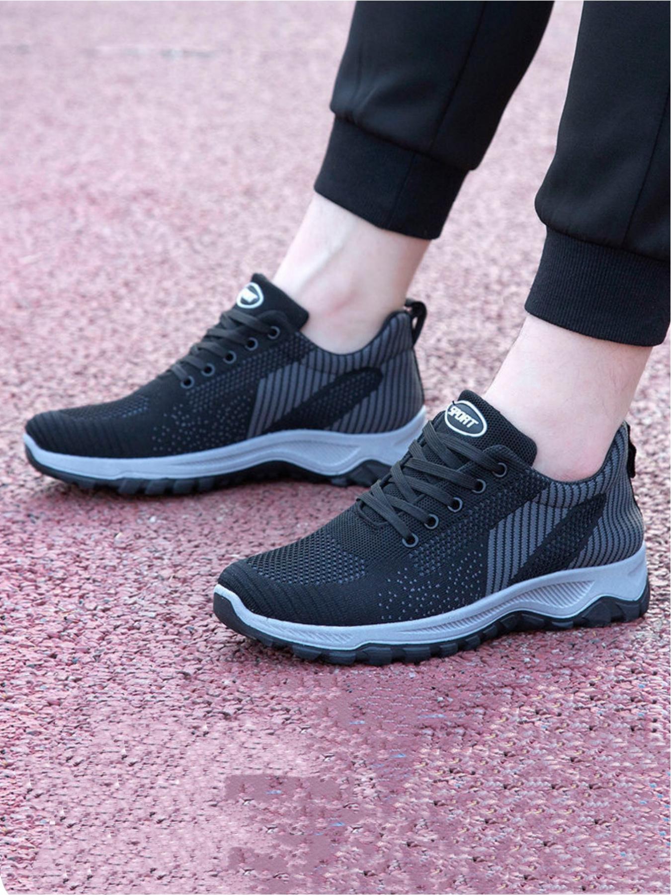 Ladies' casual sports shoes, with a comfortable and lightweight fit wrapped around the upper, and a stylish and eye-catching side wave stripe design, suitable for daily commuting, outdoor leisure, running, fitness, hiking and other sports scenes