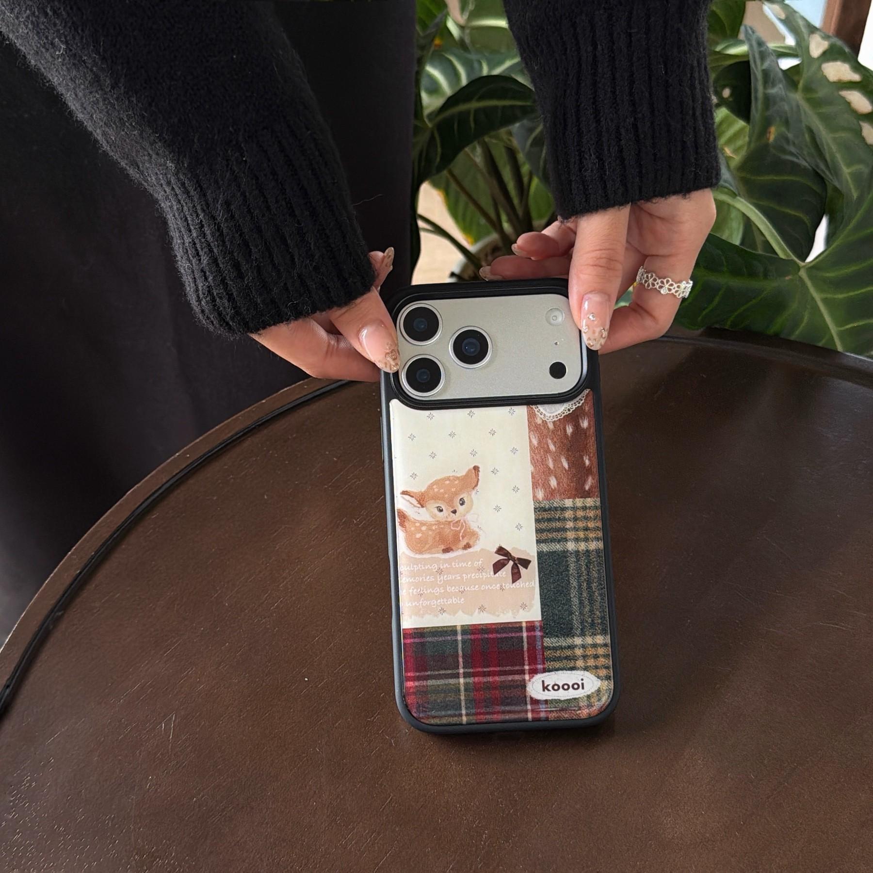 Creative Deer Patchwork Case for Apple iPhone 17 Pro Max, Fashionable Phone Cover, Border Grid Design, Stylish Mobile Protection