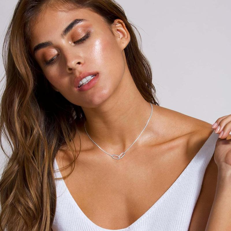 Tewiky Pendant Necklace for Women Dainty Simple Paperclip Choker Necklaces Cute Minimalist Open Oval Necklaces Jewelry For Valentine's Day gifts