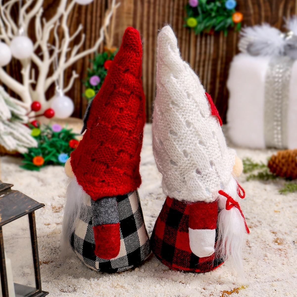 Christmas Faceless Elderly Star Knit Hat Elf Doll Ornament Fabric, Festive Holiday Decor, Unique Gift Idea, Cozy Winter Accessory