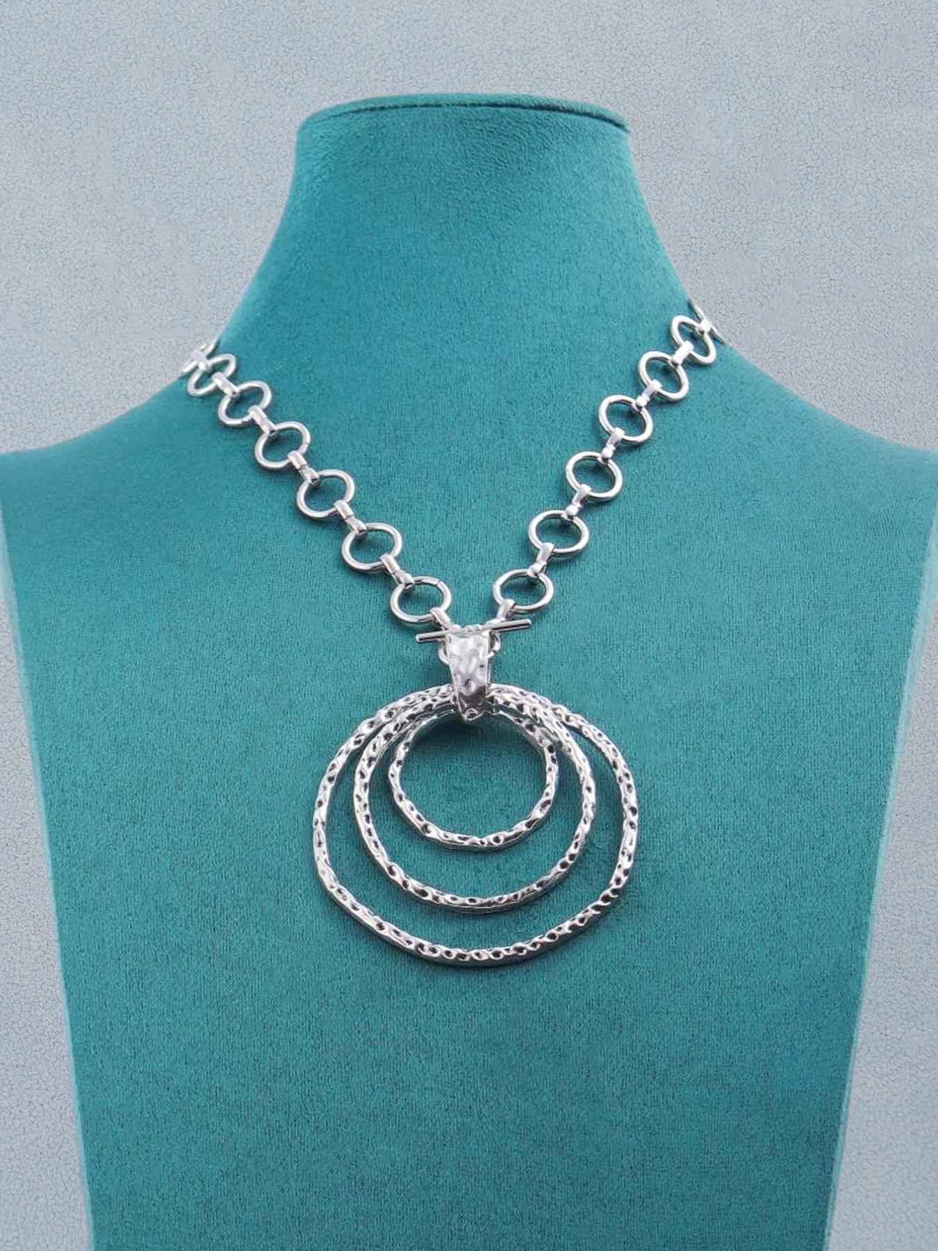 1pc Silver Color Boho Large Multi-Circles Moveable Round Circles Pendant Chunky Chain Statement Necklace Suitable For Women's Daily Wear 18"+2" Extend Chain