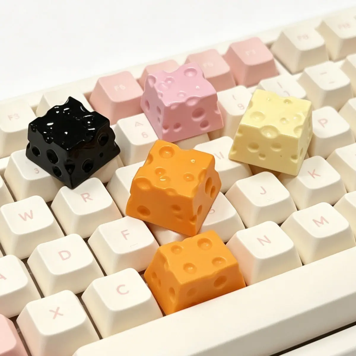 Mini Cheese Shaped Mechanical Keyboard Keycaps, Cute Custom Game Keys, Mx Axis Compatible, Creative Gift for Gamers, Plastic Material