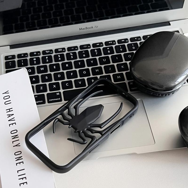 Hollow Spider Matte Matte Suitable for iPhone 17/16/15/14 Soft Case