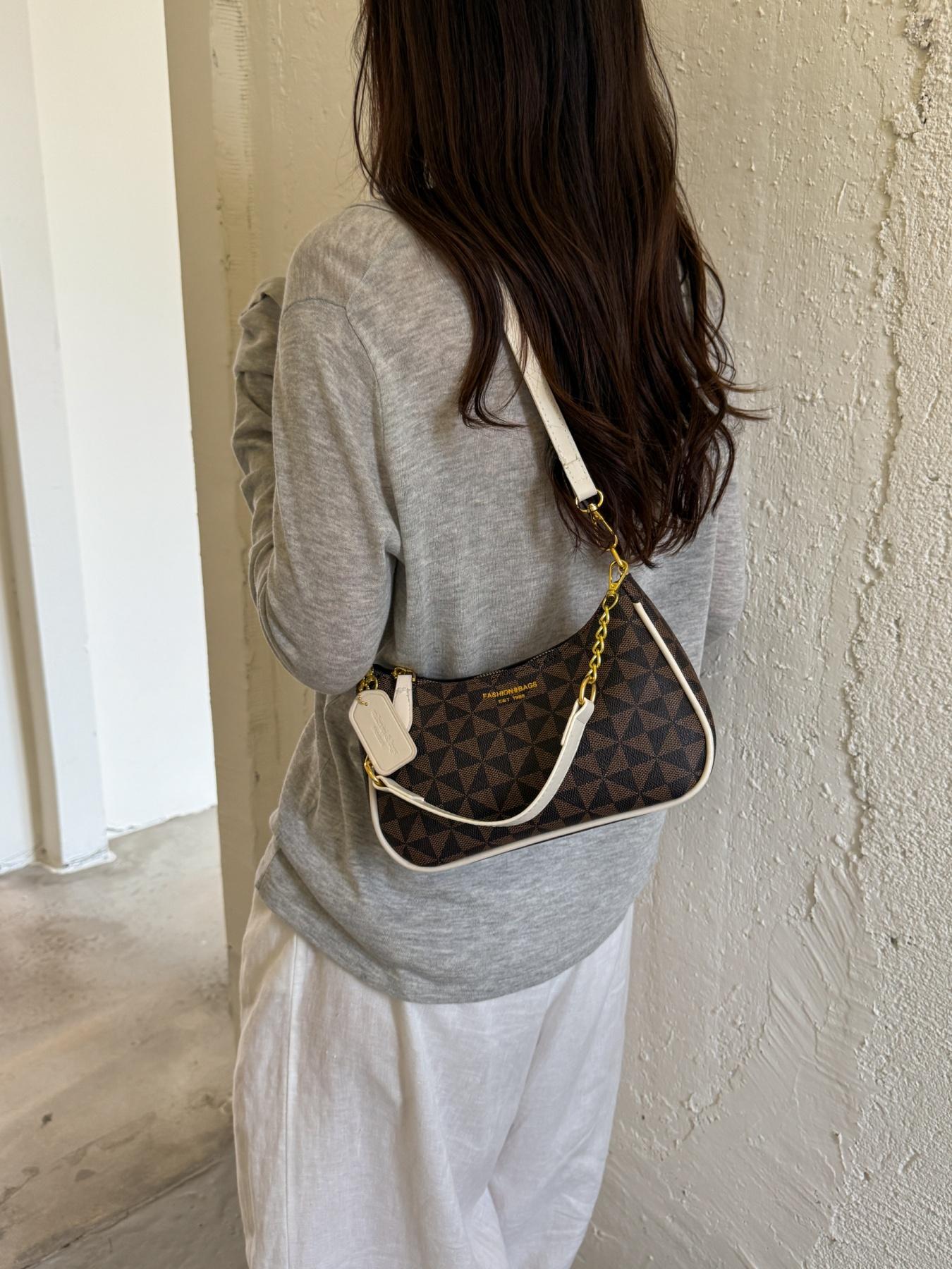 Elegant and lightweight geometric print underarm handbag, detachable and adjustable shoulder strap ladies' compact shoulder bag, suitable for daily dating and shopping Casual crossbody bag, Casual bags
