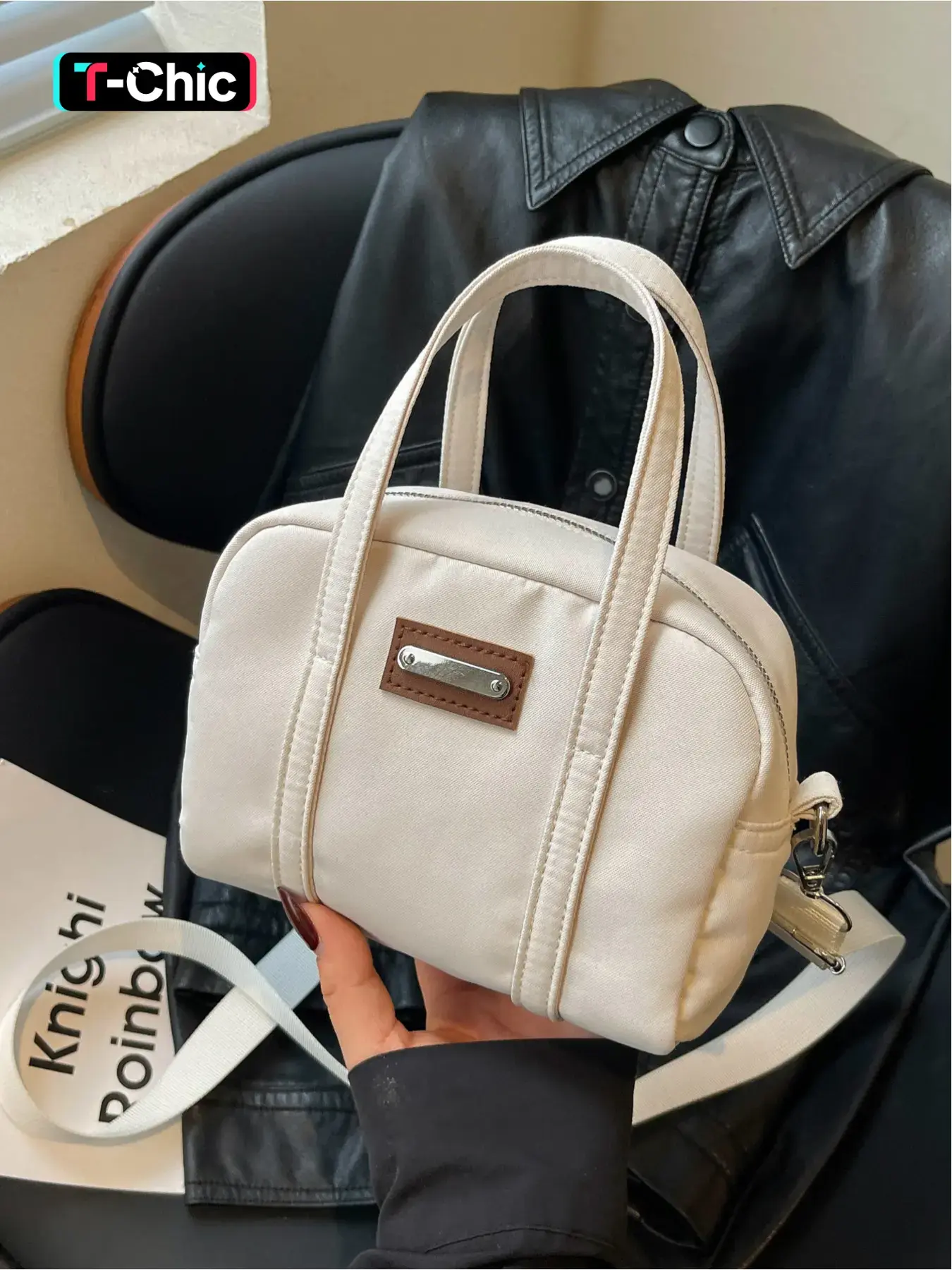 Mini double vertical strip shaping handbag, detachable wide woven strap handbag and crossbody bag, Casual crossbody bags, suitable for commuting, afternoon tea dates, nearby outings in minimalist clean style layered storage dual-use small