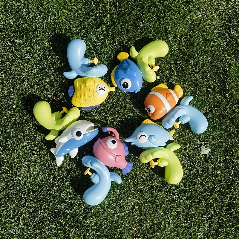 Ocean Animal Water Gun, Cute Fish/dolphin Shape, Easy to Operate, Ideal for Family Activities and Friend Gatherings, Summer Outdoor Play