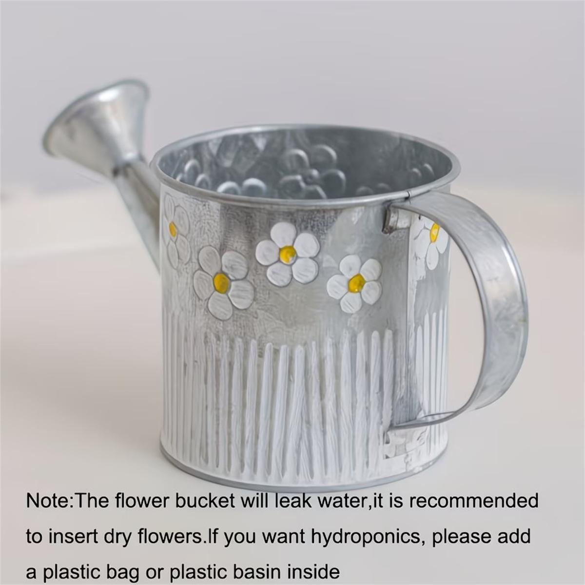 Vintage Floral Print Metal Watering Can Planter, European Style Vase for Garden Decor, Suitable for Indoor and Outdoor Use