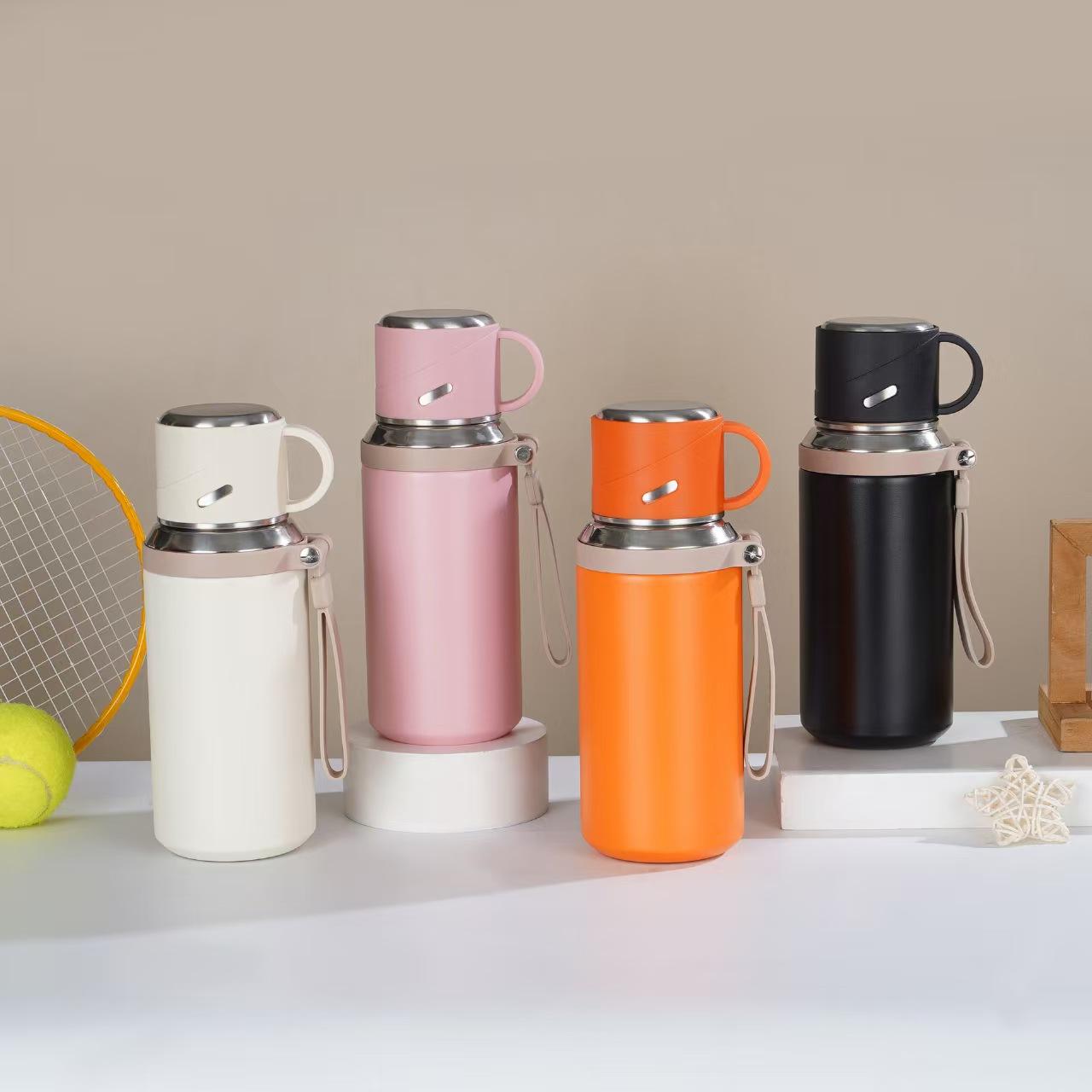 20.29oz Stainless Steel Water Bottle with Dual-Layer Insulation Leak-Proof Lid, Ideal for Camping Office Gift, Cold & Hot Use, Flasks