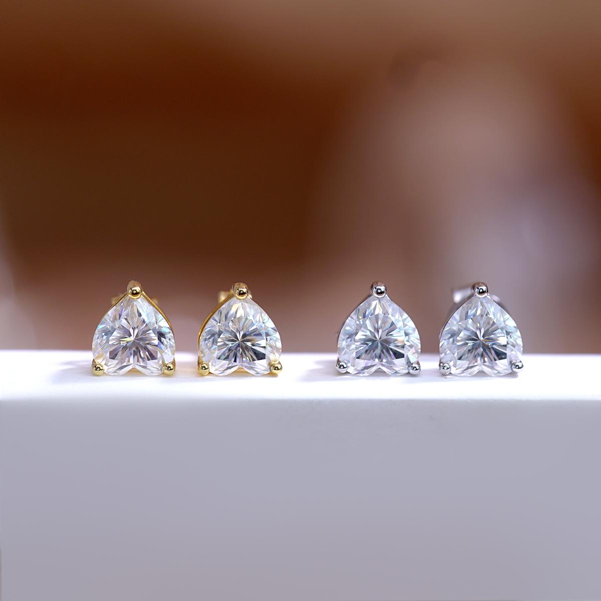Delzzad S925 VVS Synthetic Moissanite Heart Shape Solitaire Stud Earrings Daily Costume Jewelry Accessories Perfect Birthday Wedding Anniversary Gifts for Women Wedding Set