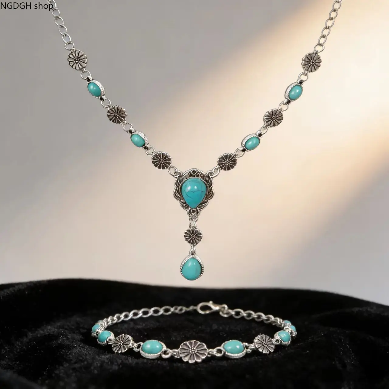 Vintage Silver Turquoise Necklace and Bracelet Set, Boho Y-Shape Drop Pendant Jewelry, Carved Flower Link Chain, Ethnic Western Style Accessory, Perfect Summer Beach Vacation Jewelry & Trendy Gift for Women.