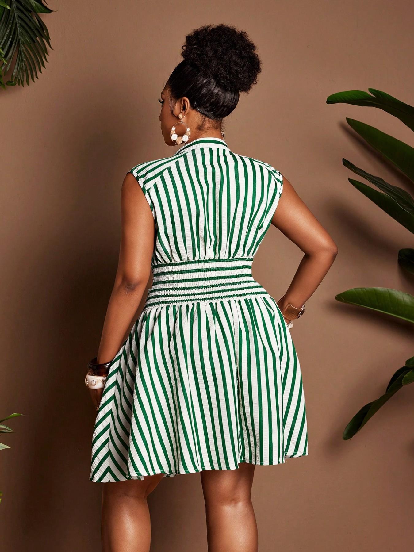 Plus Size Women's Striped Notched Neck Sleeveless Dress, Waist Cinched A-Line Short Dress, Summer Casual Fashion, Casual Wear