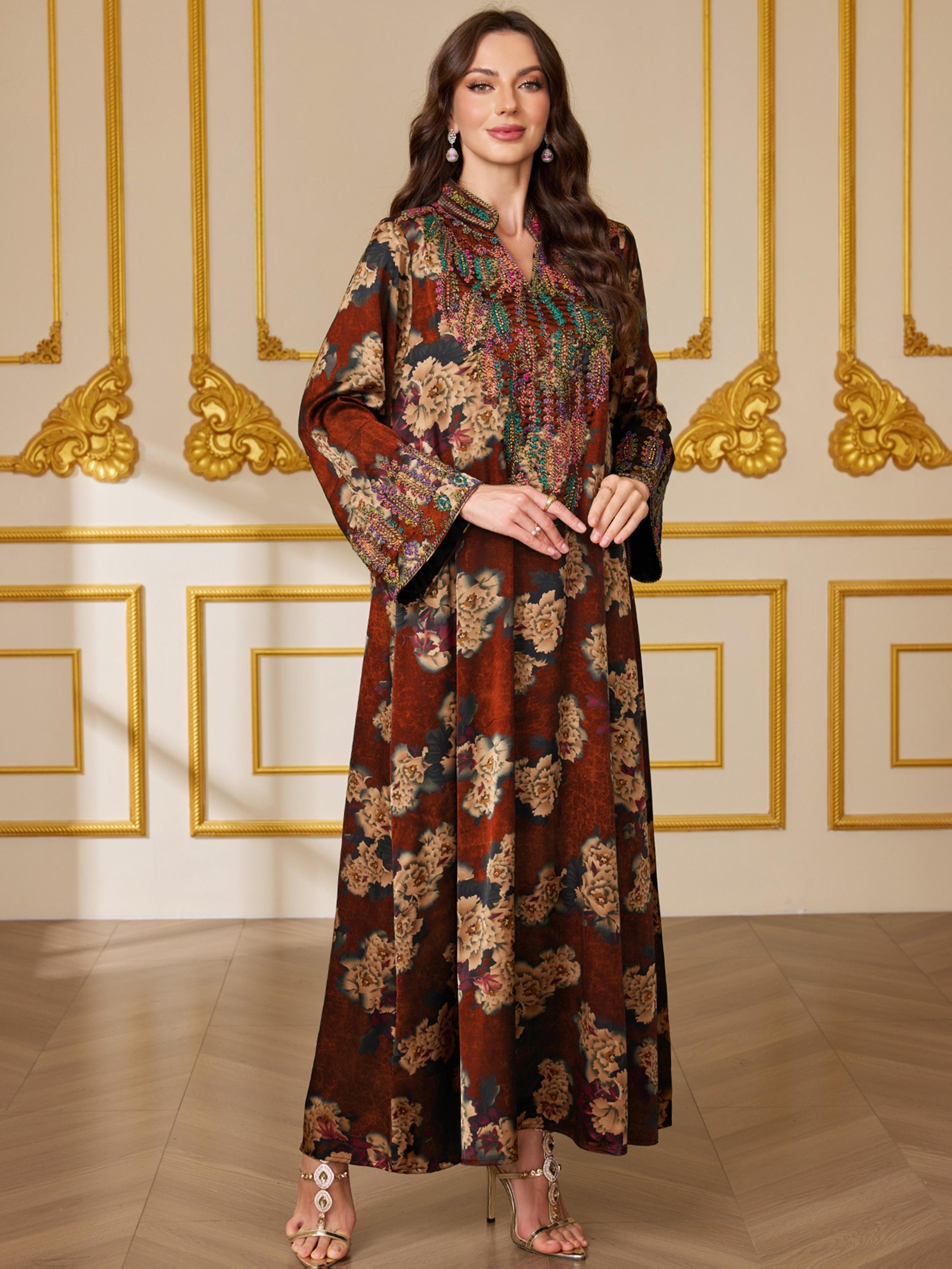 Middle Eastern Muslim Fashion Abaya, V-Neck Embroidered Ethnic Long Sleeve Islamic Embroidery Abaya Dress, Modest Style, All Seasons Fitted Glossy Fabric, 103375 Model