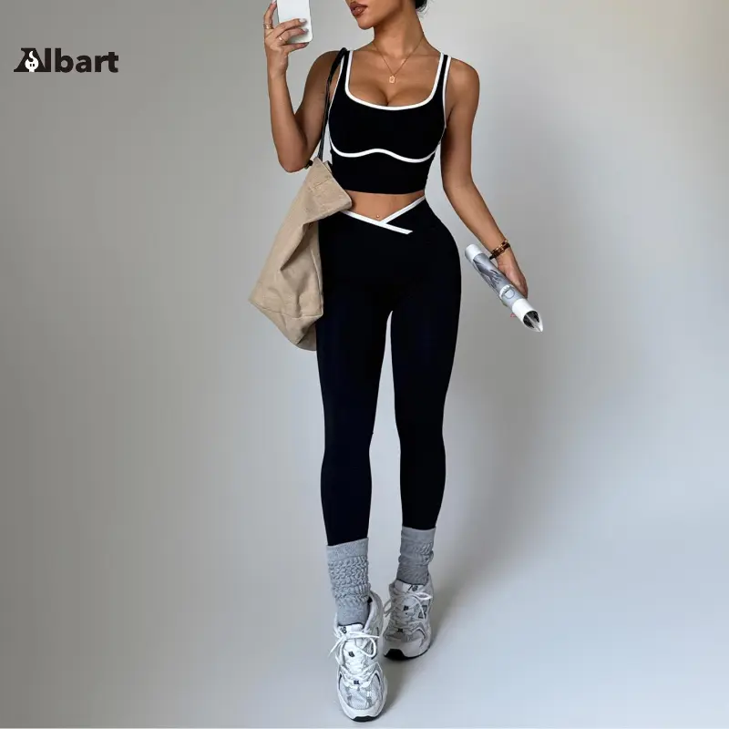 Women 2‑Piece Workout Outfit Set, Contrast Trim Sports Bra & High Waist Yoga Leggings, Soft Stretchy Fitness Tracksuit For Gym Running Daily Casual Wear