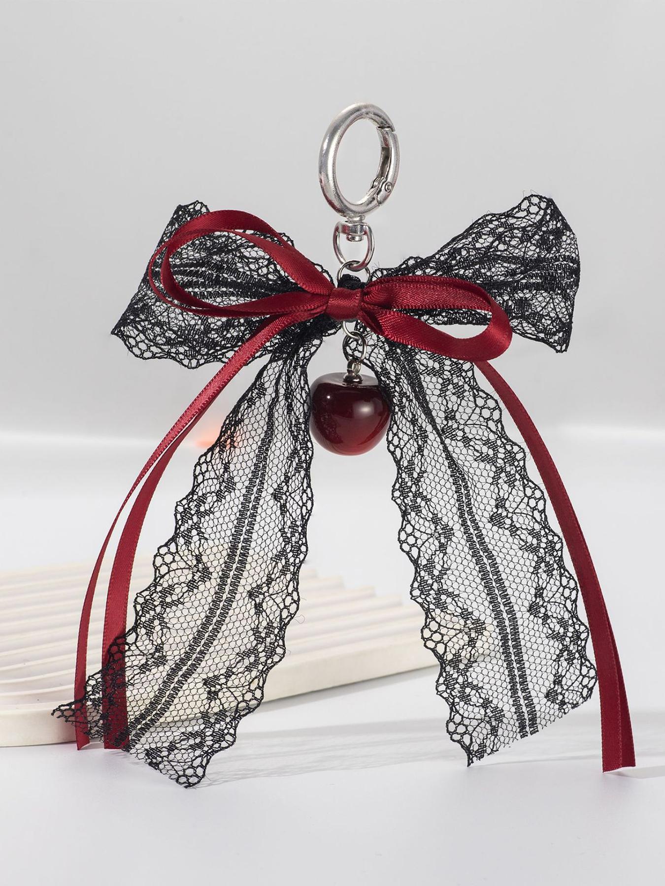 Christmas gift dark elegant lace pendant, niche exquisite simple exquisite, Gothic sweet black lace exquisite pendant, fashion versatile simple classic design, suitable for daily travel, small gifts, Bag Pendant Keychain Fashion Accessory