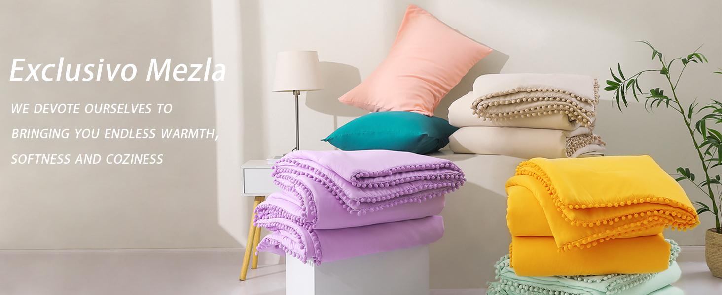 Exclusivo Mezcla Boho Pom Pom Ball Fringe Comforter Set, Lightweight Down Alternative Bedding Comforter Sets for All Seasons