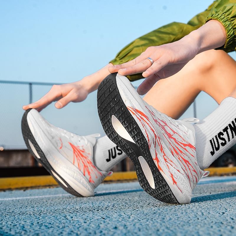 2026 Spring New Casual Couple Running Shoes, Lightweight Breathable Mesh, Outdoor Gym Sneakers, Men's and Women's Sports Shoes