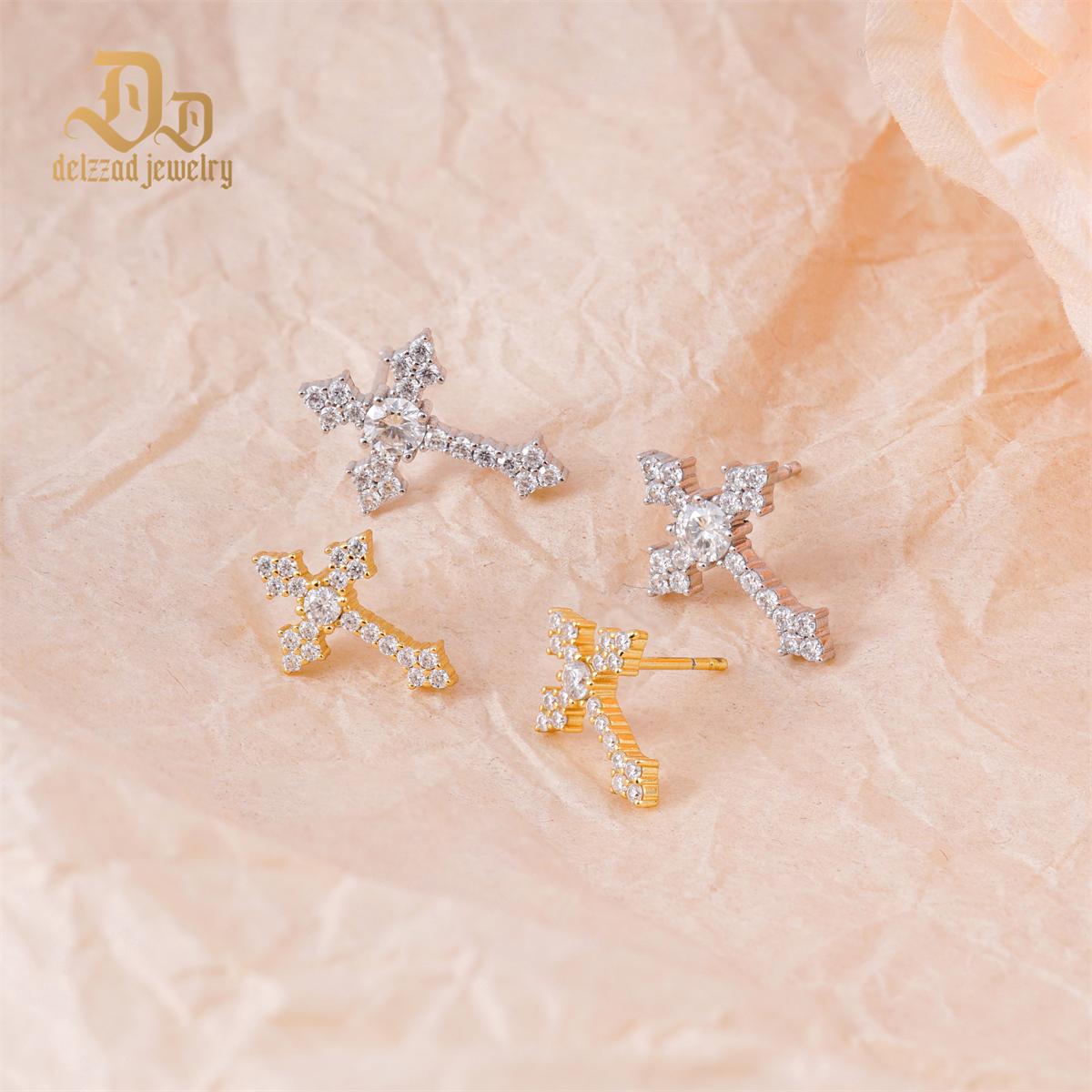 Delzzad 18K Gold-Plated Cross Prong Stud Earrings Lab-Created Moissanite Stud Earring S925 Sterling Silver Moissanite Jewelry Perfect Birthday Mother’s Day Christmas Gift for Men Women Wedding Set