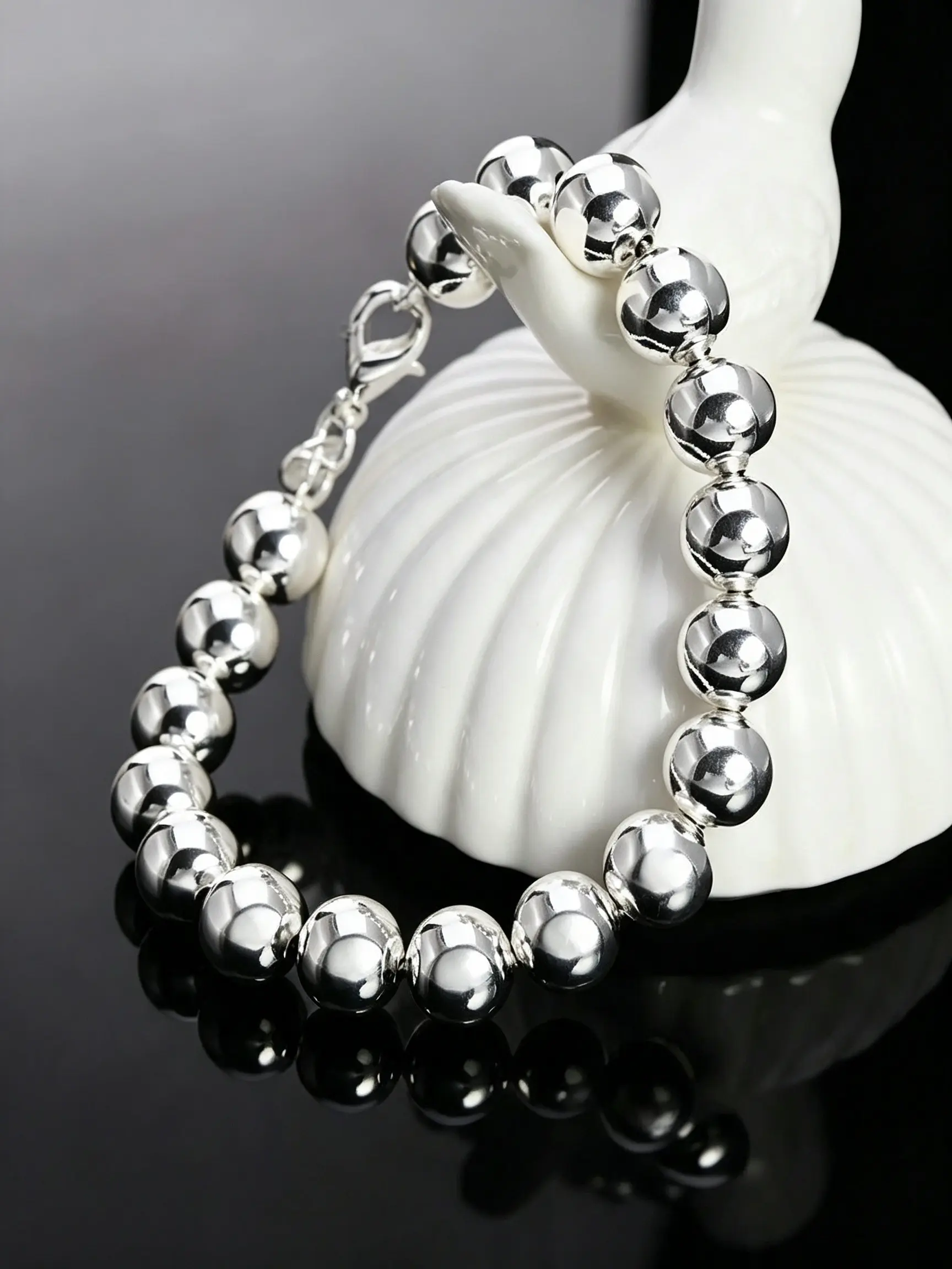 Classic Hollow Round Ball Bracelet for Women, 8MM Mirror Polished Light‑Weight Beaded Chain, 20CM Bracelet With Safe Lobster Clasp, Versatile Daily Wear Gift Jewelry for Her