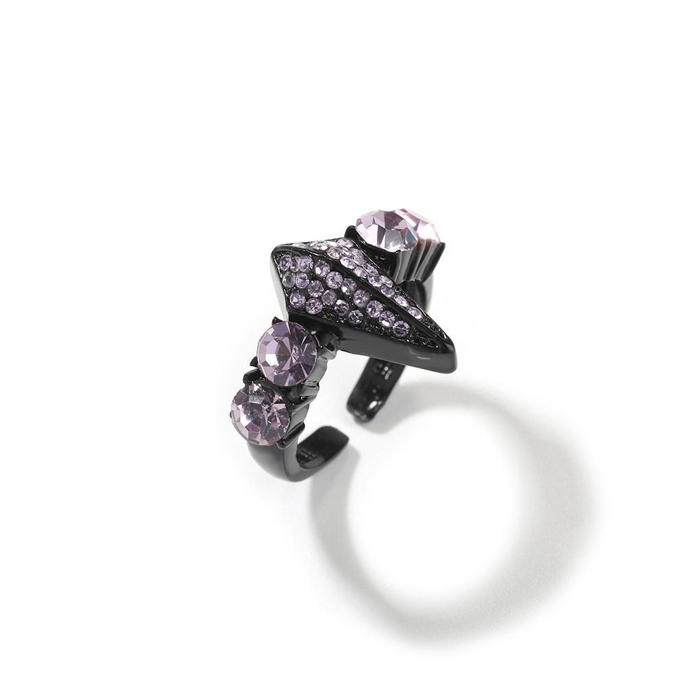 Hip-hop style new diamond-encrusted alloy black panther ring, men's niche exaggerated open adjustable ring, vintage jewelry