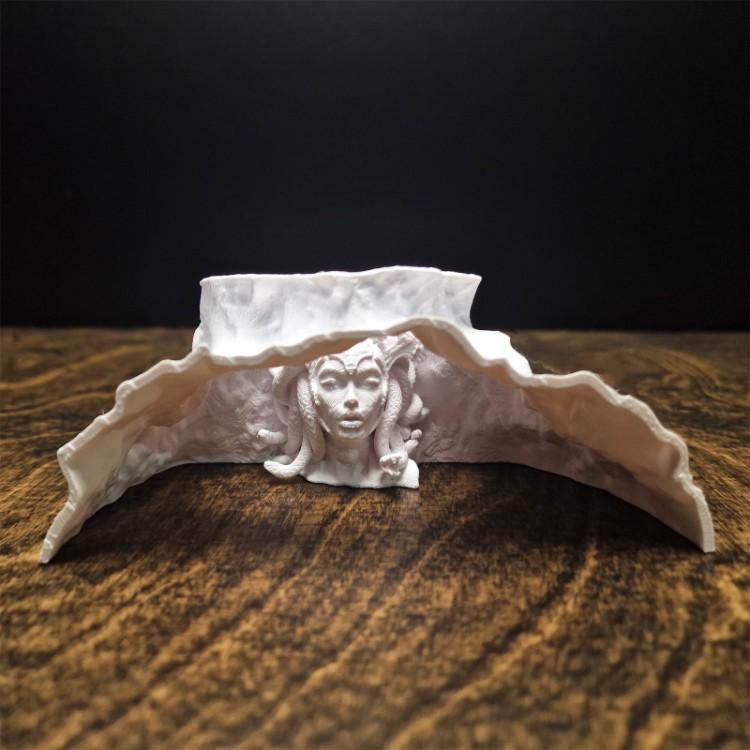 Greek Mythology Decor Medusa Head Sculpture Aquarium Centerpiece Fish Tank Ornament