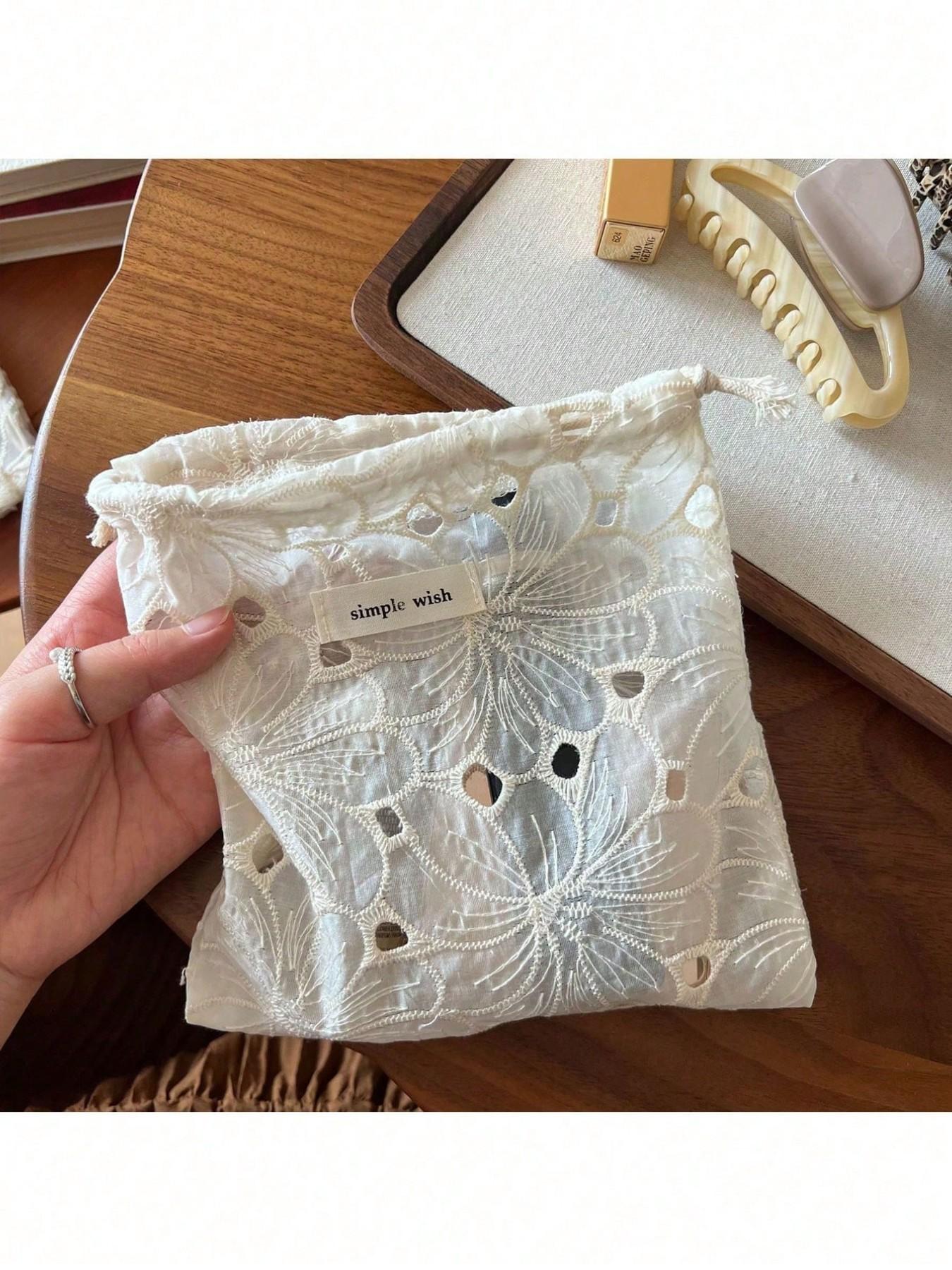 Vintage Art Apricot Lace Embroidered Makeup Bag, Single Layer Drawstring Small Pouch, Large Capacity Portable Storage Bag, Travel Essential Gift Bag