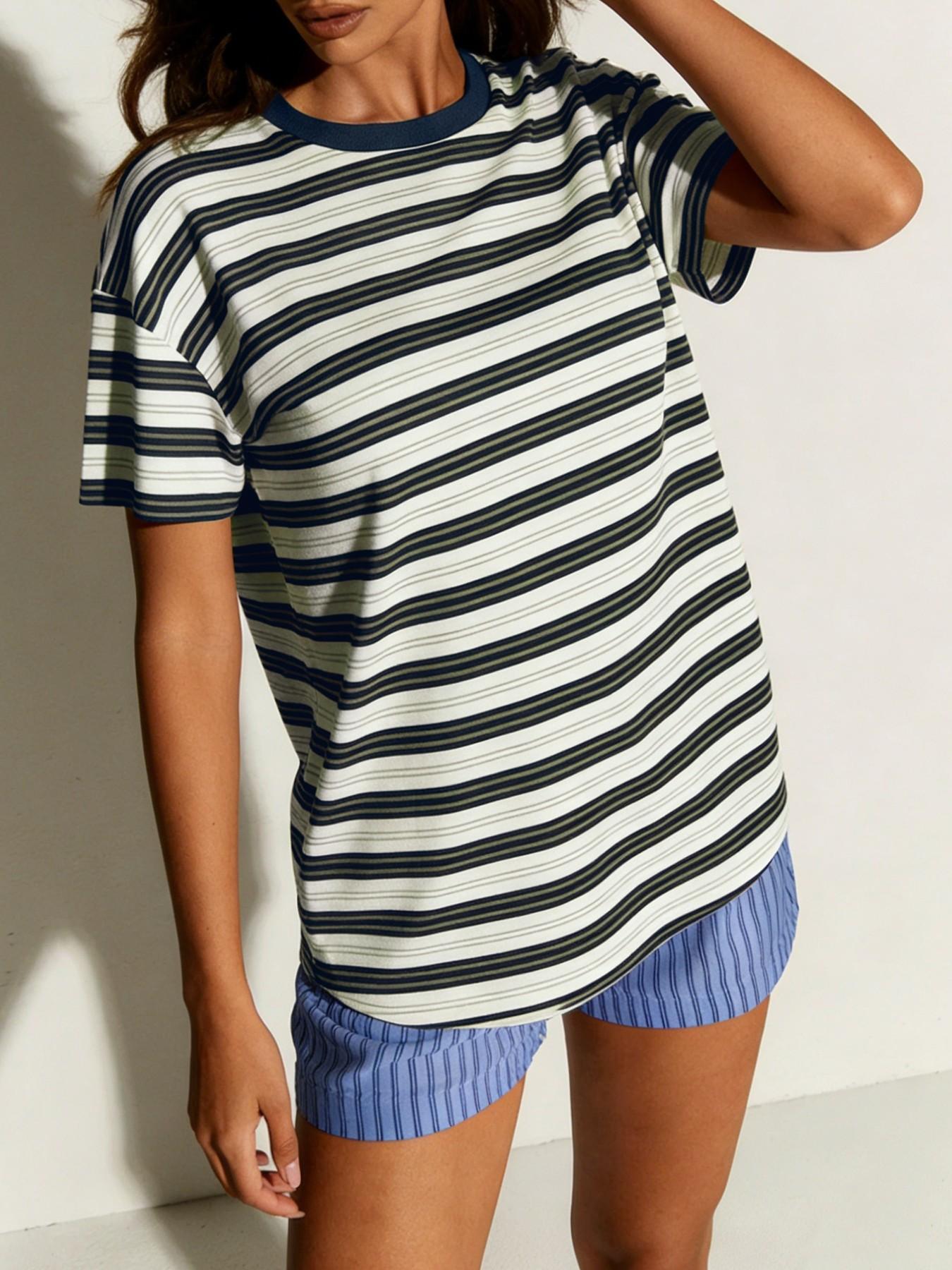 Striped Oversized Round Neck Short Summer Tee with Contrast Neckline, Effortlessly Cool Casual Chic Everyday Top Fit