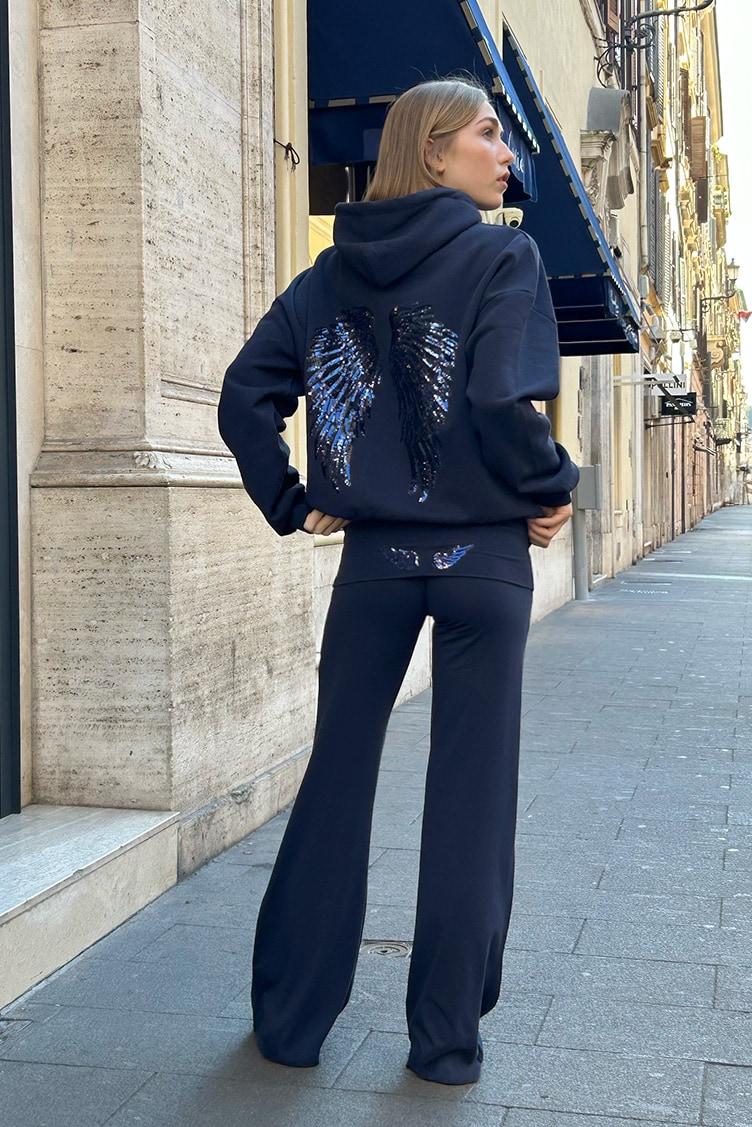 Women's Wings Sequin Hoodie with Sparkling Angel Wing Design on The Back Soft Comfortable Casual Sweatshirt Perfect for Everyday Wear Stylish and Trendy Hoodie for a Chic Cozy Look