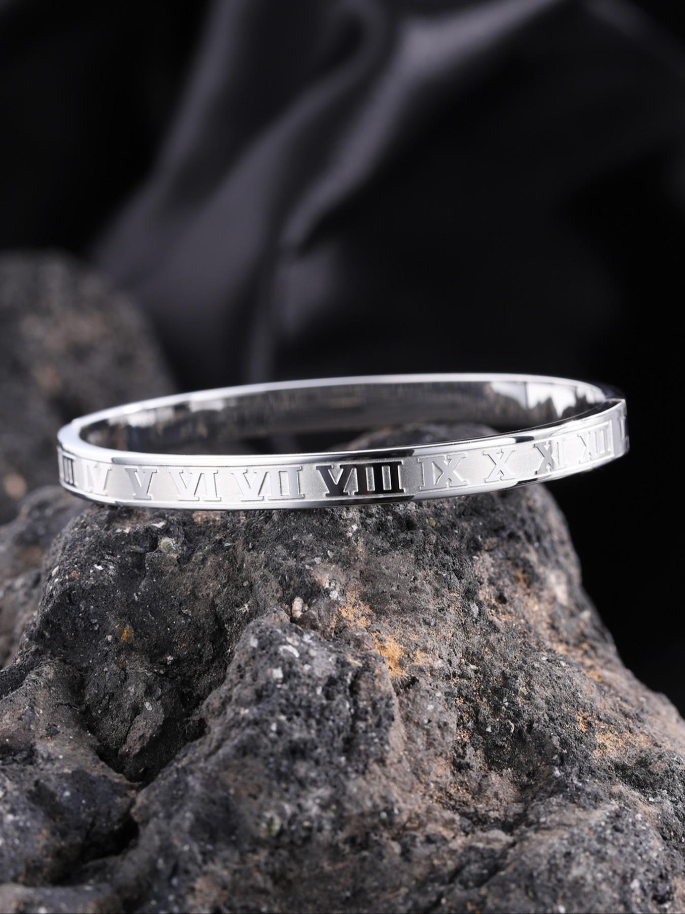 Unisex Street Style Roman Numerals Design Bangle, Gifts for Wife, Minimalist Trendy Bangle Bracelet for Women & Men, Chic All-match Vintage Jewelry As Gift, Elegant Minimalist Bangle