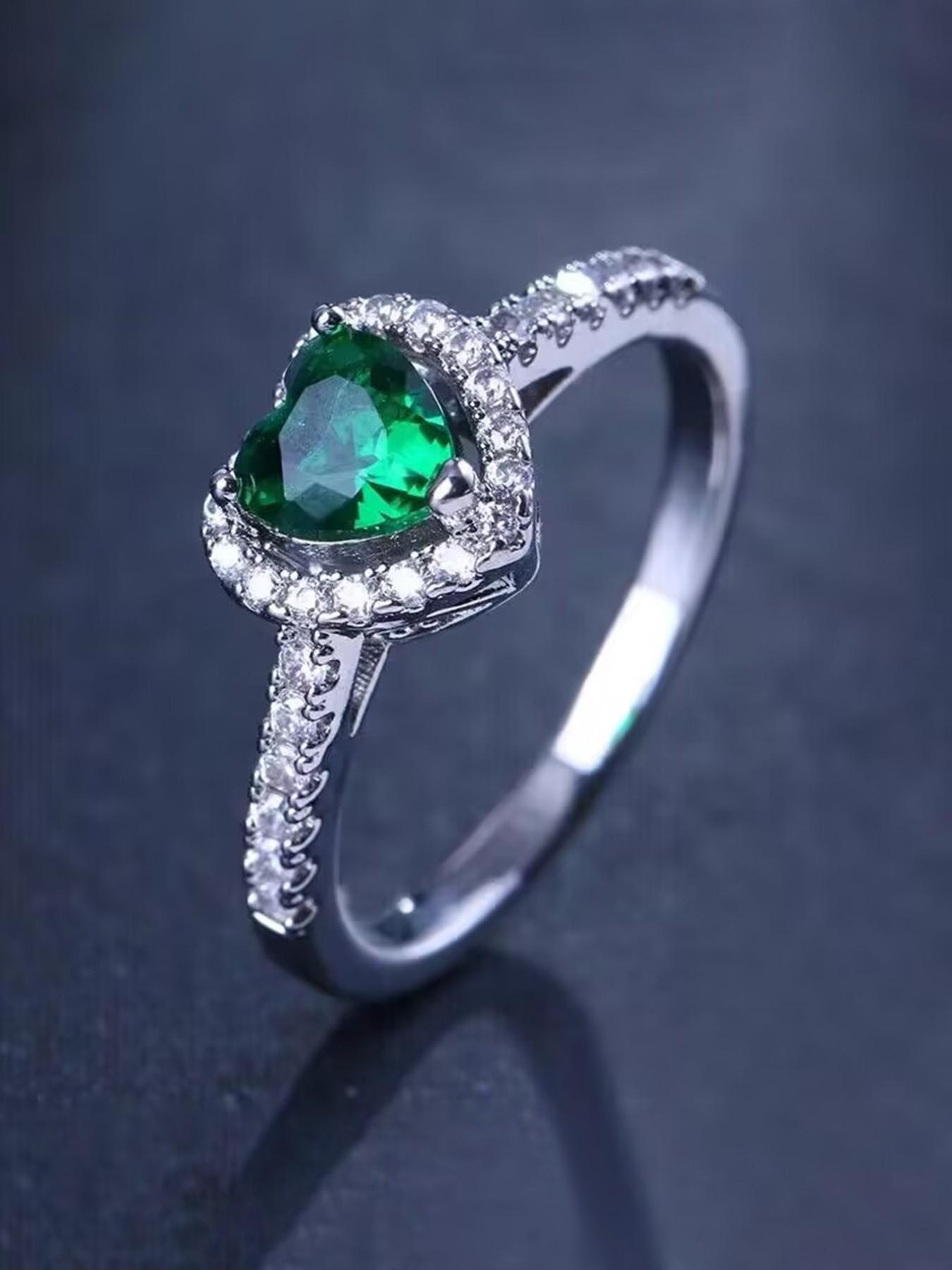 1 PC Elegant Zircon-encrusted Heart-shaped Zircon Ring for Women Fashion Jewelry for Festival Party Daily Clothing Decor Trendy Exquisite Wedding Engagement Promise Ring Ladies Anniversary Party Birthday Valentine's Day Festival Gift for Girlfriend