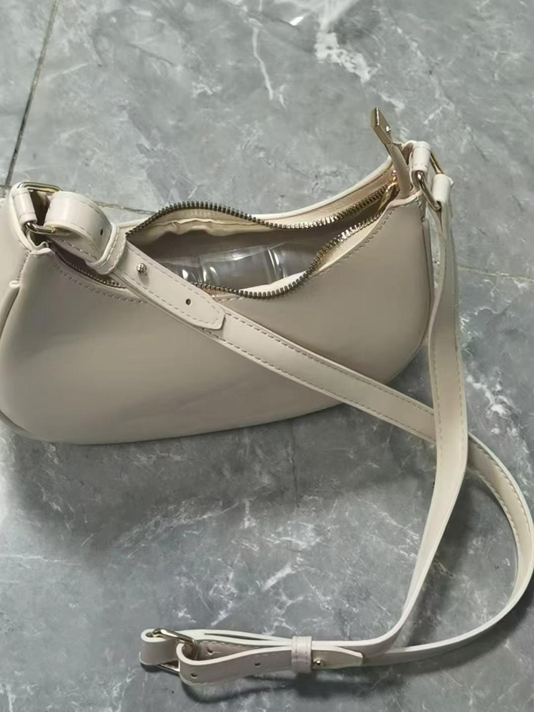 Women's Simple Style Plain Color Moon Shaped Shoulder Bag, Casual Trendy Novelty Pu Leather Handheld Bag, Fashionable Hobo Bag for Daily Use, Crescent Bag