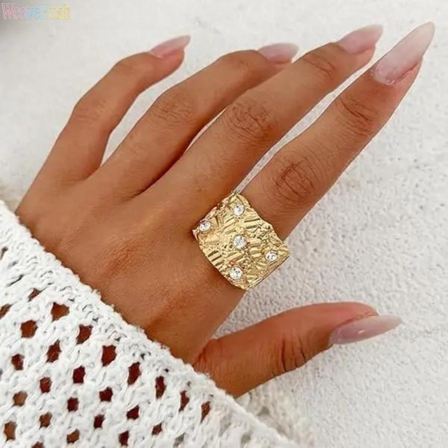 Unisex 14 Karat Gold-Plated Nugget Ring, Bold Chunky Hip Hop Beautiful Rings, Solid Durable DIY Bag Accessory for Streetwear Enthusiasts, Birthday Gifts