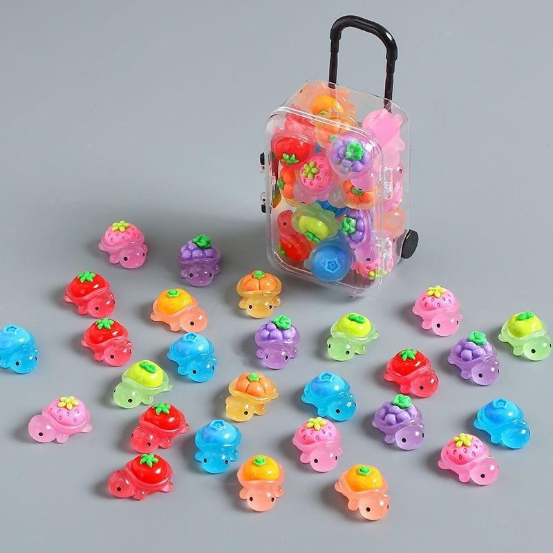 20pcs Mini Resin Tortoise Turtle Figurines + 1pc Mini Luggage Box Set, Random Shipping, Decorative Home Decor, DIY Crafts, Office Desk Decoration, Resin Animal Sculptures, Home Decor Ornament, Cute animal design