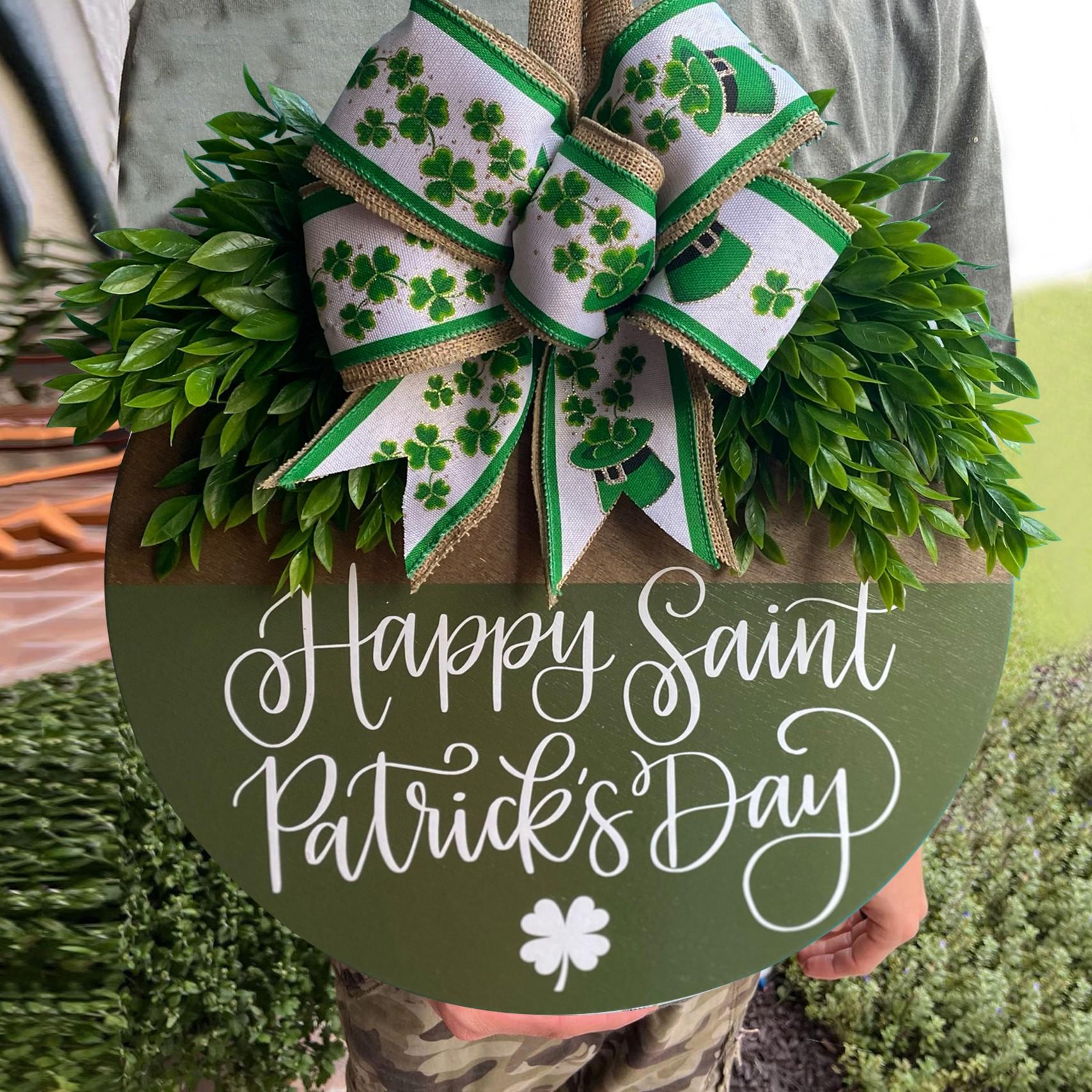 St Patrick's Day Front Door Decor, Wood Material, Perfect for Home Decoration & Gifts, Festive Design, Festive Decorations, Durable Construction