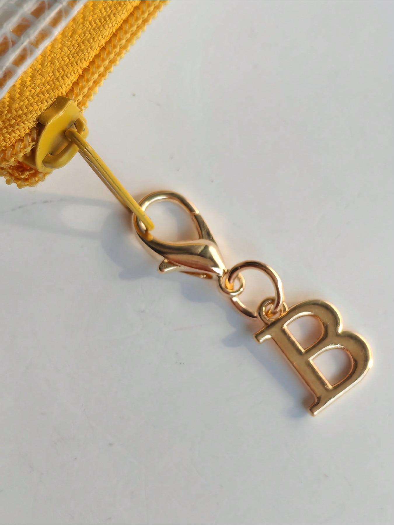Alphabet A-Z Keychain - Sophisticated and elegant gold metal alphabet keychain with lobster clasp, suitable for vacations, dates, beach activities, shopping, commuting and studying, etc. Ideal for wallets, backpacks and car keys |.