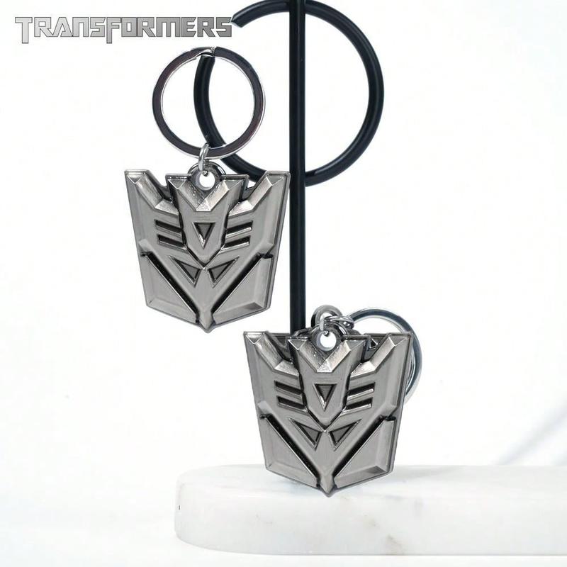 1PC TRANSFORMERS Officially Licensed Deceptions Pewter Keyring Keychain Bag Shirt Pants Jacket Versatile Decoration Cool Personality Style Party Supplies Birthday Holiday Gifts For Family And Friendsb