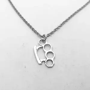 Vintage Fashion Brass Knuckles Pendant Necklace for Women Men Y2k Grunge Jewelry Goth Gothic Accessories Halloween Collar