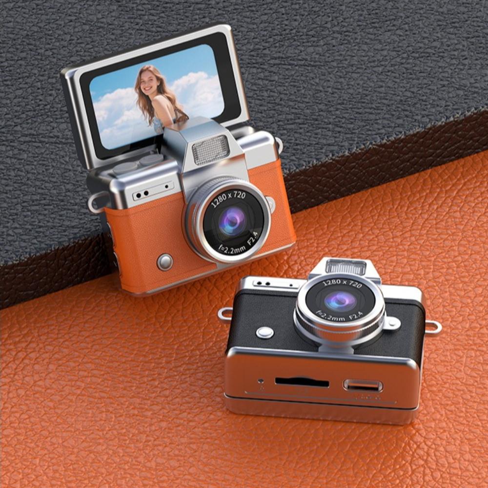 CCD Flip Screen Keychain Video Camera! Full Set with 32GB Storage, Reader & Adapter. Capture HD Moments Anytime. Cute, Portable, Ideal Christmas Surprise!