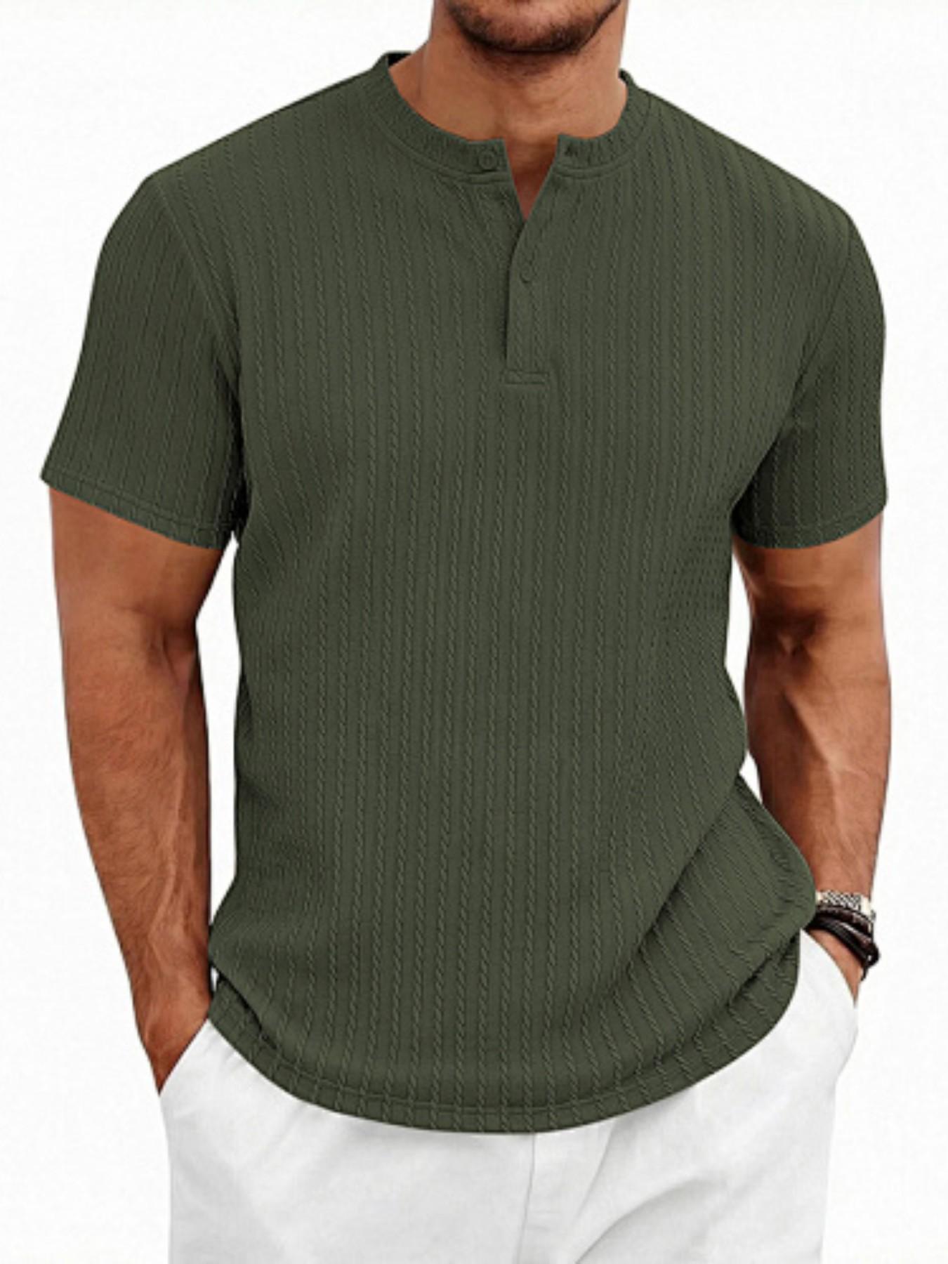Men's summer Henry collar texture short sleeved shirt! Slimming and muscle enhancing, breathable and sweat free, suitable for commuting, home and vacation, suitable for plus size men with closed eyes