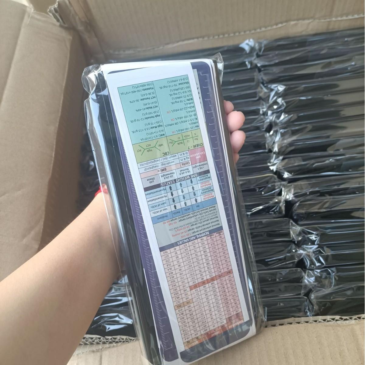 Tri-Fold PP Plastic Nursing Clipboard, Letter-Size 3-Panel Foldable Medical Folder Board, Portable Pocket Writing Pad Document Holder (In Stock)