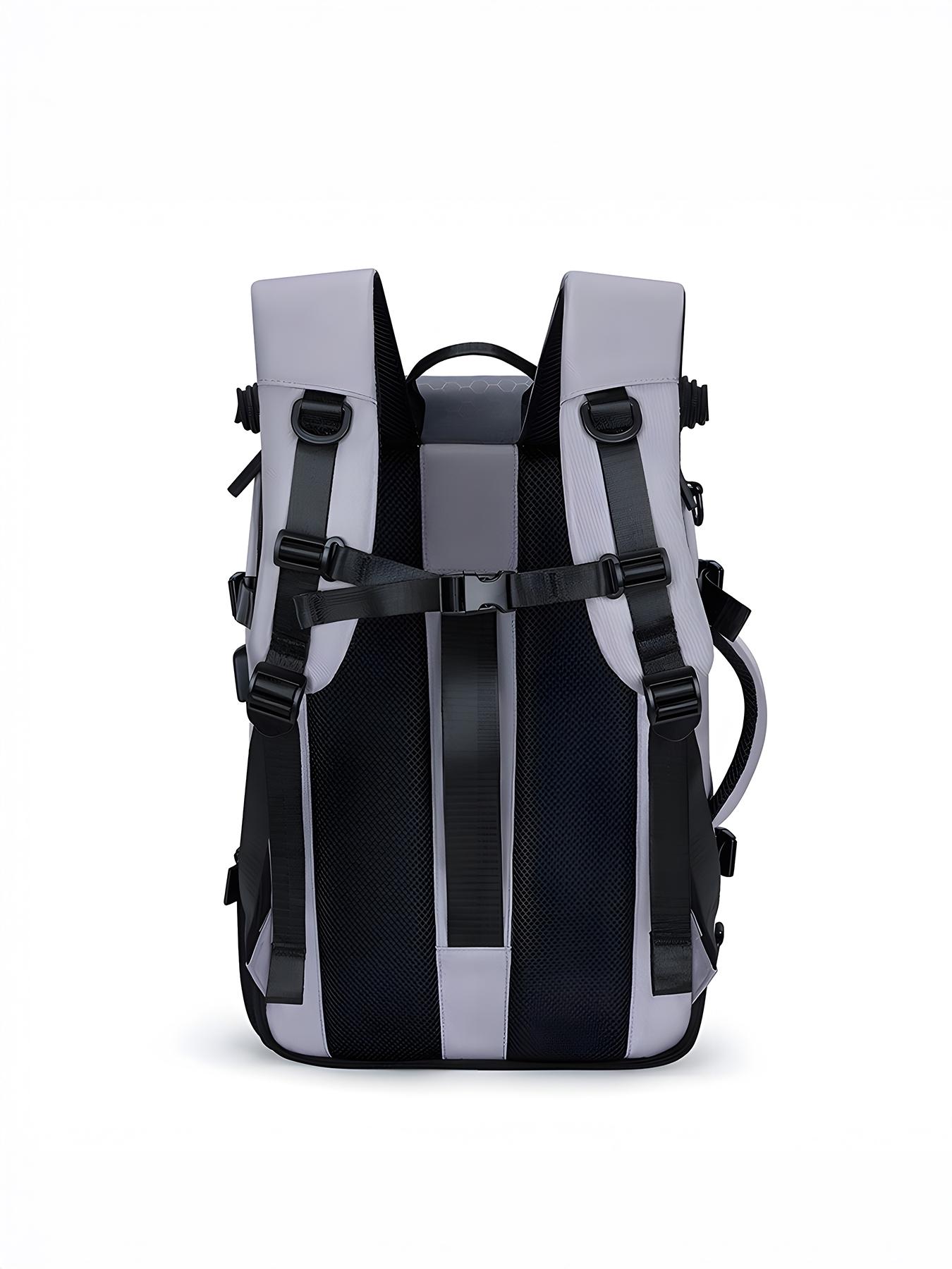 This hiking backpack features a Michael Jackson portrait and is designed with multiple layers, making it suitable as a back-to-school or New Year's gift.