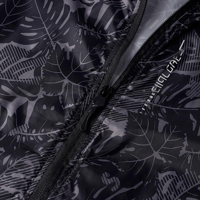 Summer Men's Casual Jacket, Zip Pocket Full-Zip Hooded Design, Maple Leaf Print, Lightweight Breathable, Sun Protection Jacket