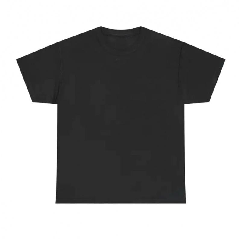 The 1990s' "Sandfield Legend" continued to be popular among women through retro baseball T-shirts and team jerseys