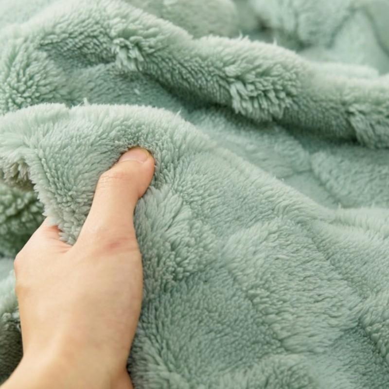 Checkered Flannel Blanket for Bed, Super Soft Cozy Blanket for Home Decor, Perfect Cozy Gifts for Women Men Gifts, All Season Bed Blanket