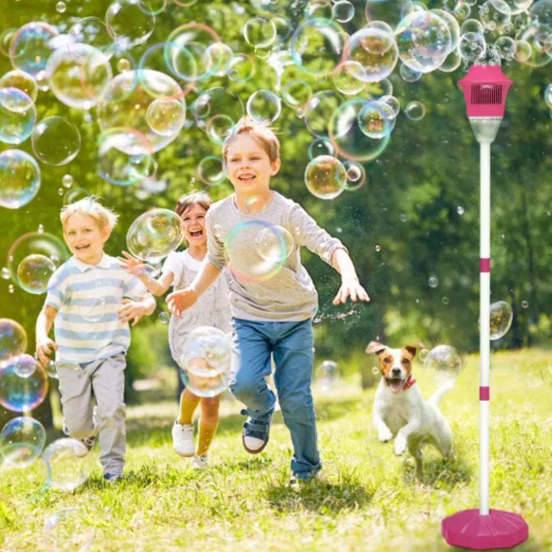Streetlight Bubble Machine, “Torch” Bubble Machine with Music and Lights—an outdoor children's toy perfect for weddings and parties. Suitable for various occasions. Requires 3 AA batteries (not included). Recommended for ages 3 and up. Comes in a box.
