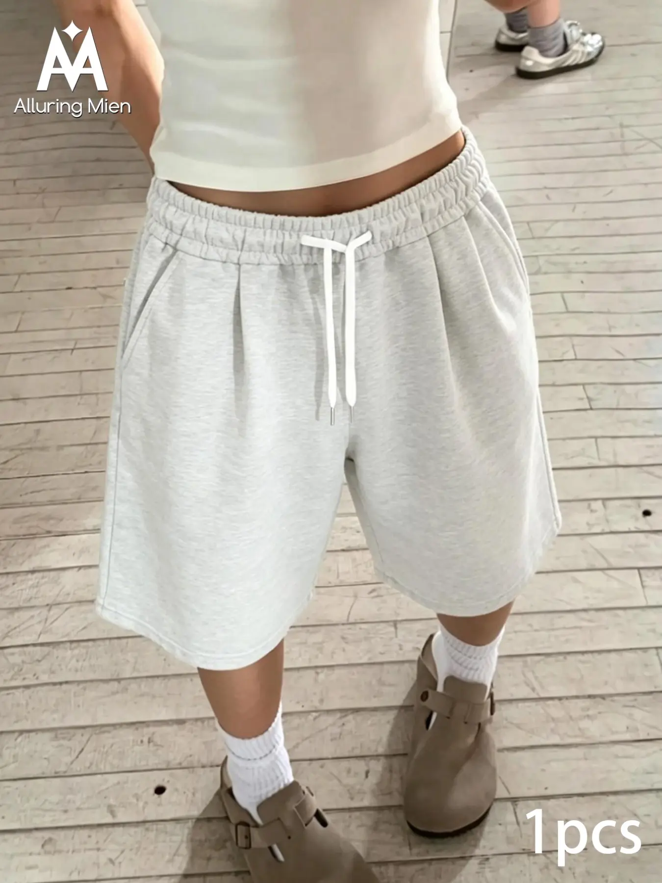 Women's Adjustable Drawstring Waist Sweat Shorts, Loose Wide Leg, Casual Sporty Bermuda Shorts, Bottoms with Practical Pockets, Drawstring Athletic Shorts
