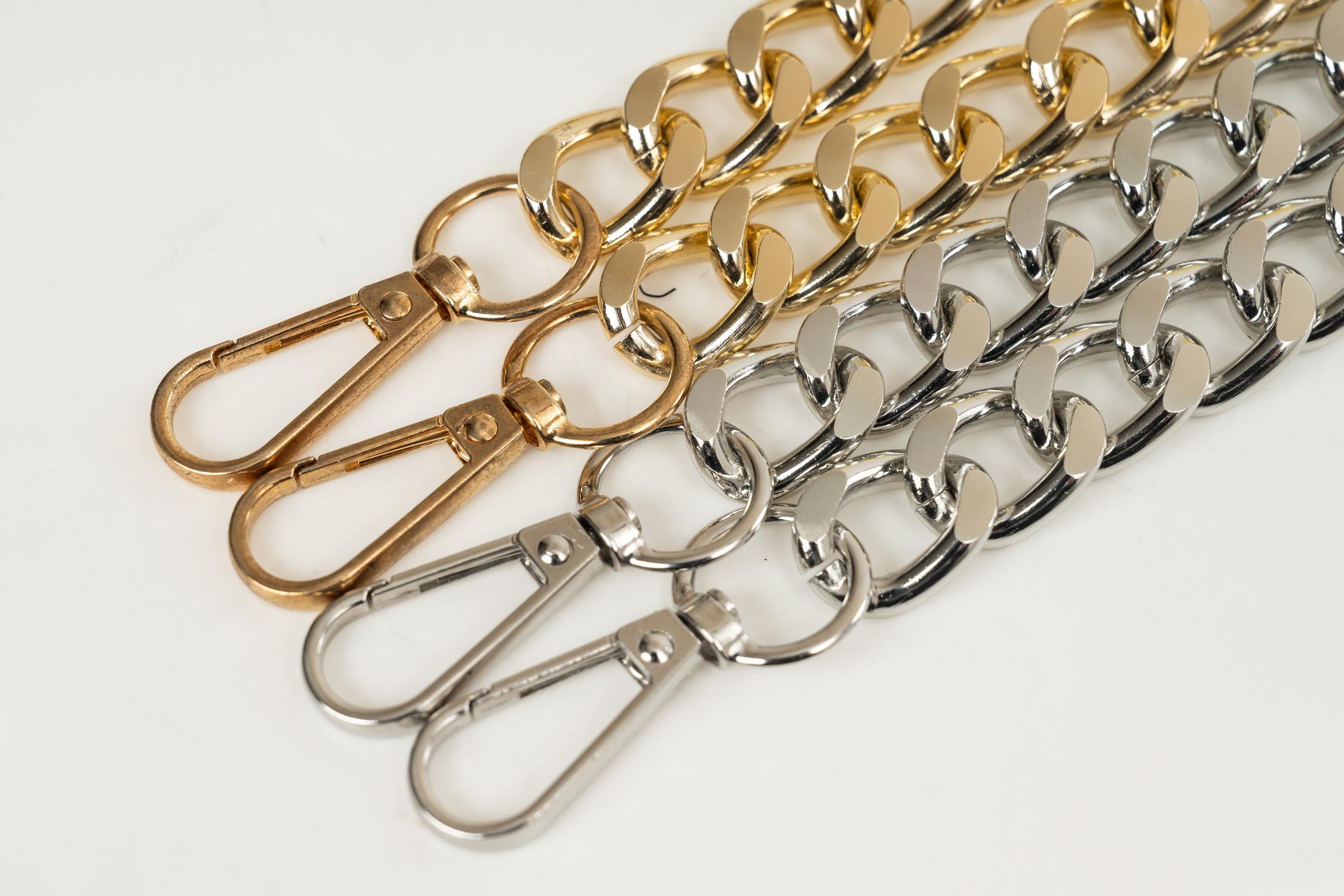 2026 Versatile Gold Aluminum Chain, Works as a Trendy Bag Charm AND a Fashionable Waist Chain, Ideal for Casual & Streetwear Looks