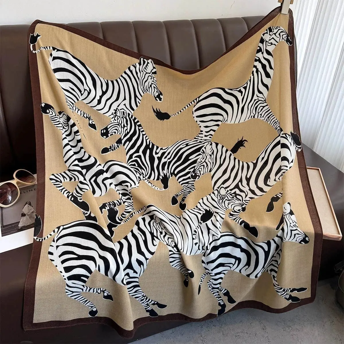 Women's 90x90cm Animal Print Square Scarf - Fashion Handkerchief, Small Shawl, Headband, Bandana Hair Accessory, Casual Wear