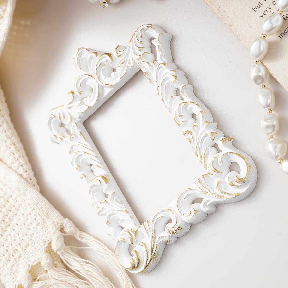 European Style Gold-Trimmed Mini Carved Frame, Resin Hand-Painted Indoor Desktop Decor, DIY Craft Kit, Wedding & Festival Decoration